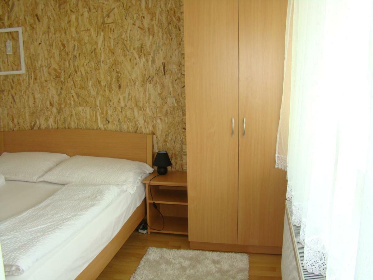 Ubytovanie Kubik 473 Liptovsky Mikulas Bagian luar foto